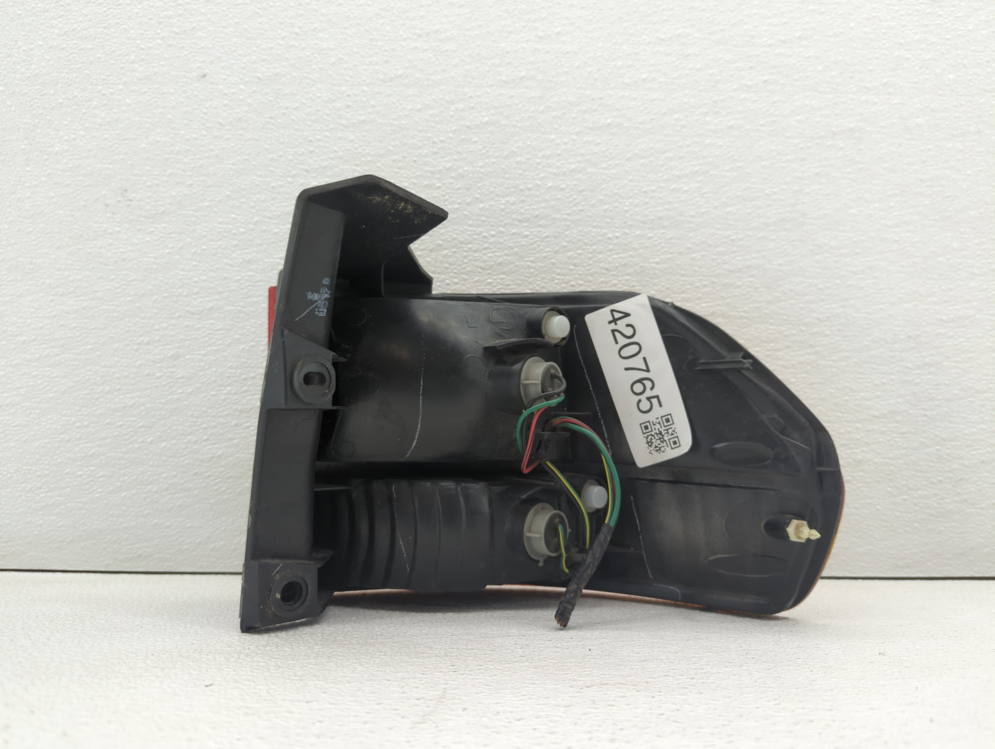 2002-2004 Honda Odyssey Tail Light Assembly Driver Left OEM P/N:317-1961L-AS-YR Fits Fits 2002 2003 2004 OEM Used Auto Parts