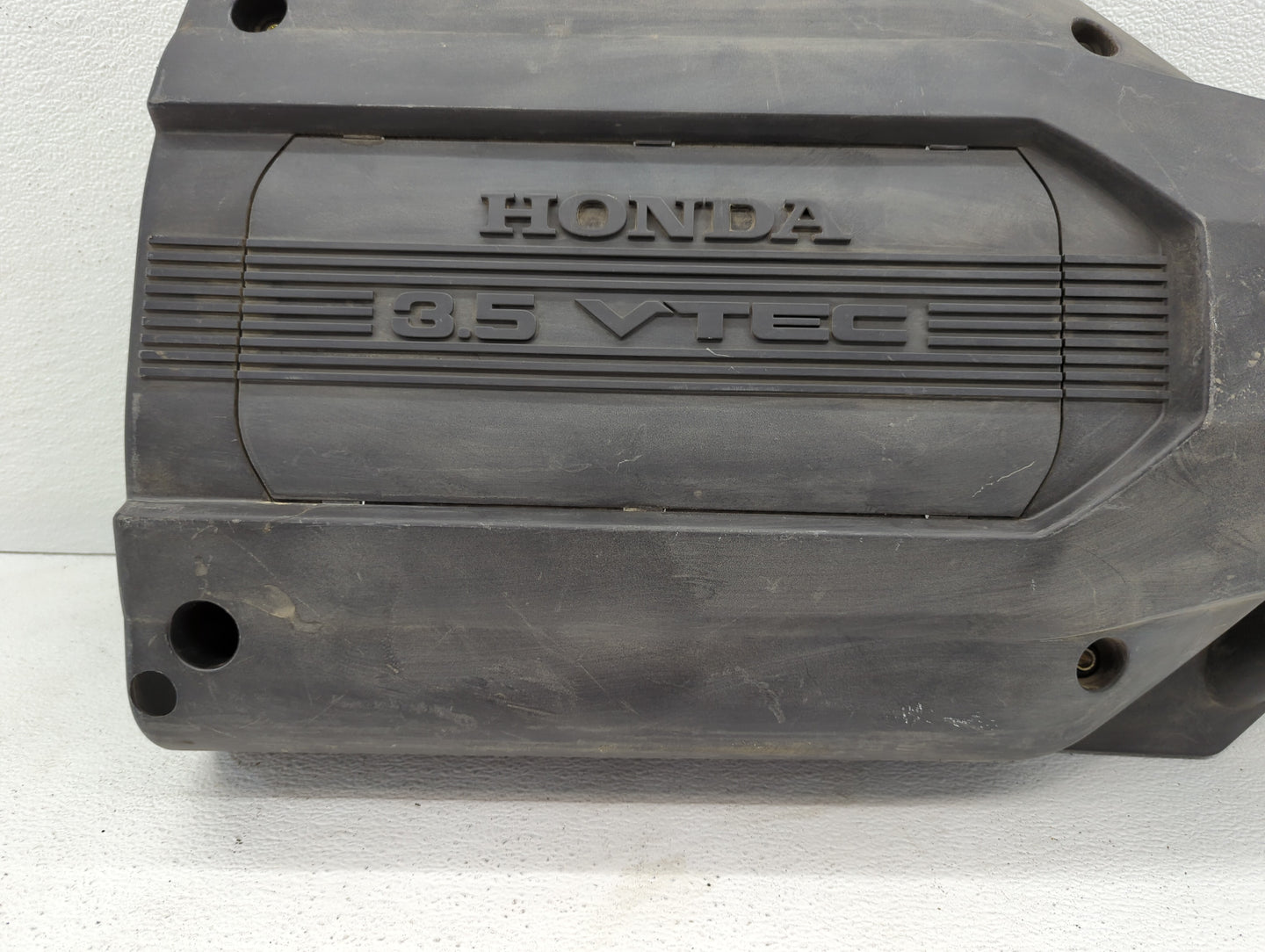 2004 Honda Odyssey Engine Cover - Oemusedautoparts1.com