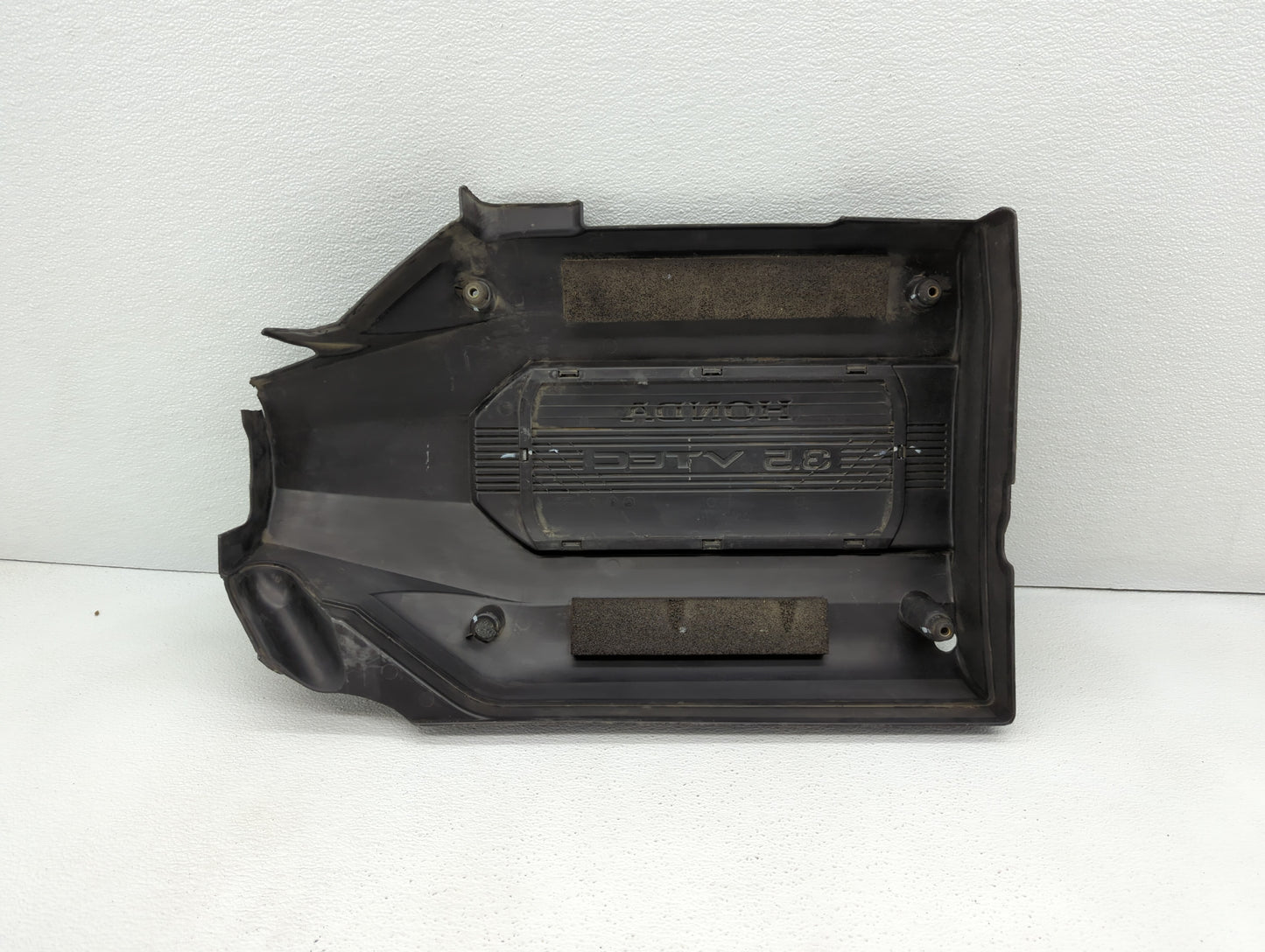 2004 Honda Odyssey Engine Cover - Oemusedautoparts1.com