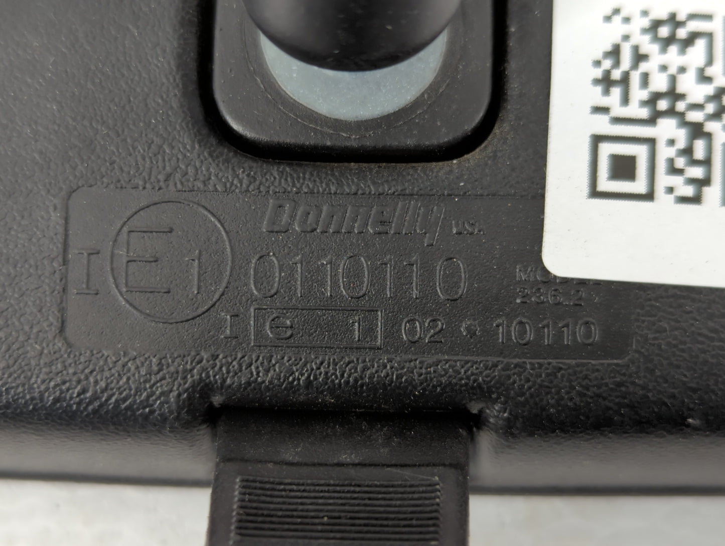 1999-2004 Honda Odyssey Interior Rear View Mirror Replacement OEM P/N:E11015888 E11015894 Fits OEM Used Auto Parts - Oemused