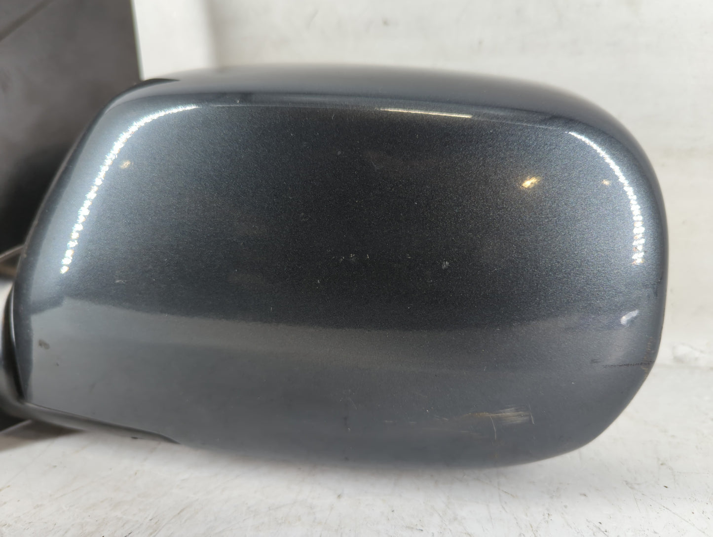1999-2004 Honda Odyssey Driver Side View Mirror - Left Door Mirror OEM Used - Oemusedautoparts1.com