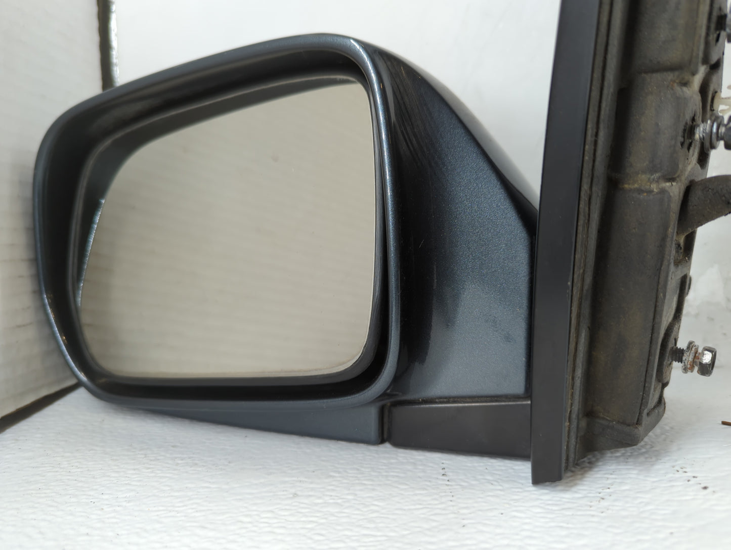 1999-2004 Honda Odyssey Driver Side View Mirror - Left Door Mirror OEM Used - Oemusedautoparts1.com