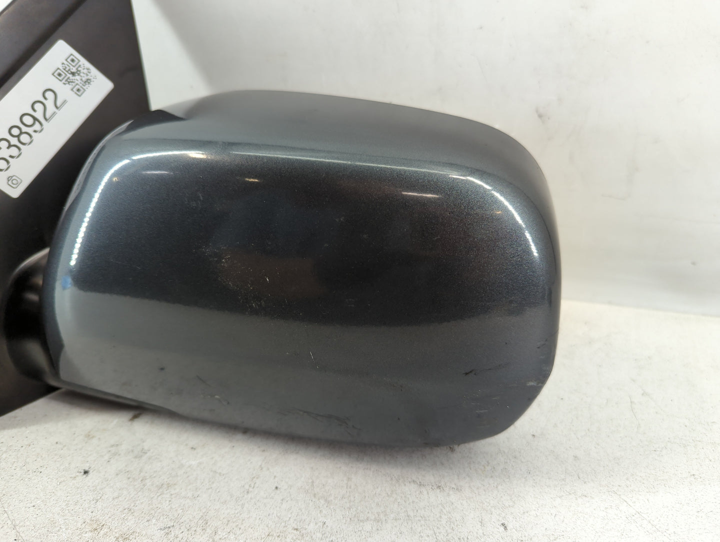 1999-2004 Honda Odyssey Driver Left Side View Manual Door Mirror - Oemusedautoparts1.com