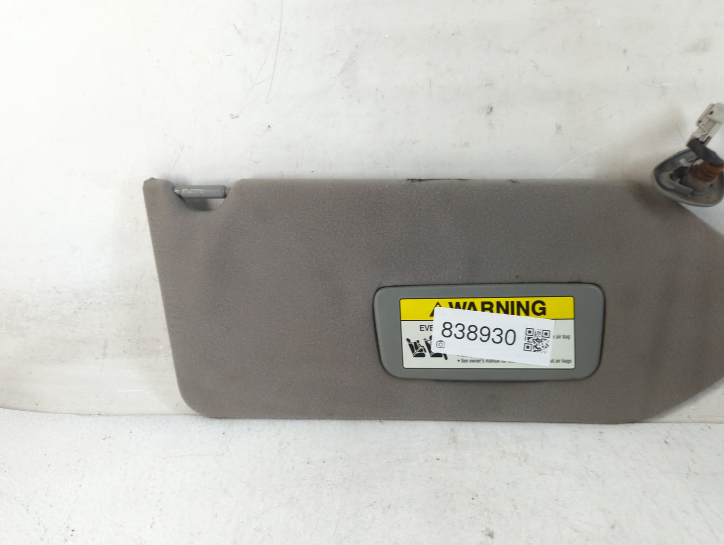 1999-2004 Honda Odyssey Sun Visor Shade Replacement Passenger Right Mirror Fits Fits 1999 2000 2001 2002 2003 2004 OEM Used 