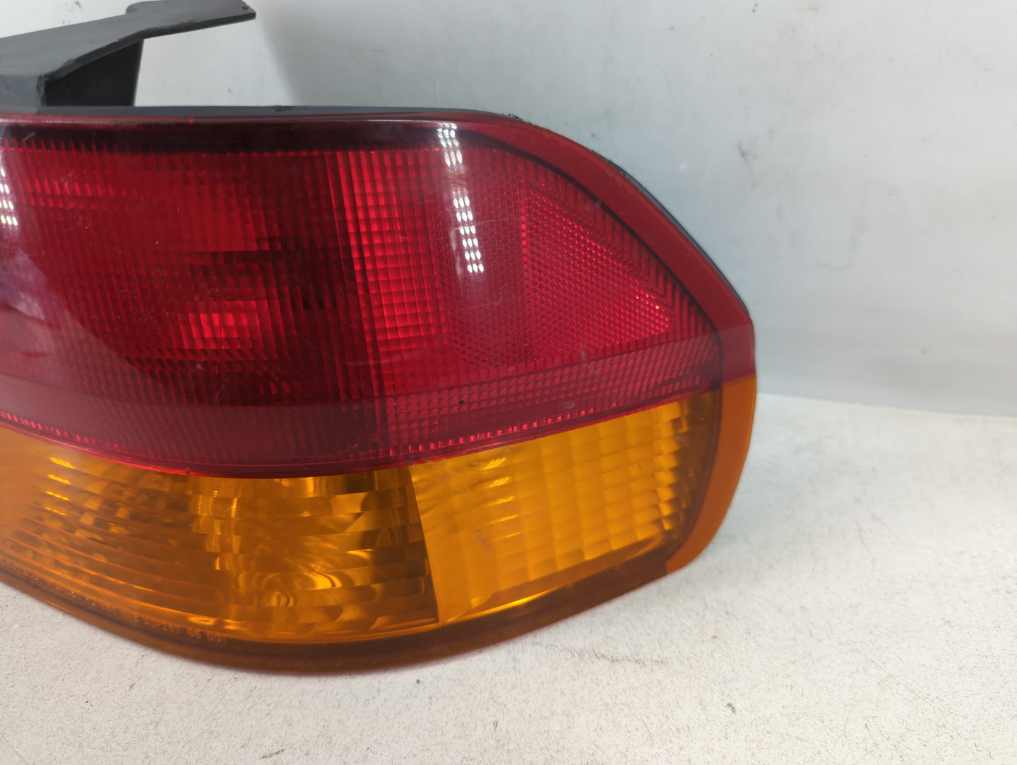 2002-2004 Honda Odyssey Tail Light Assembly Passenger Right OEM P/N:7443 Fits Fits 2002 2003 2004 OEM Used Auto Parts - Oemu
