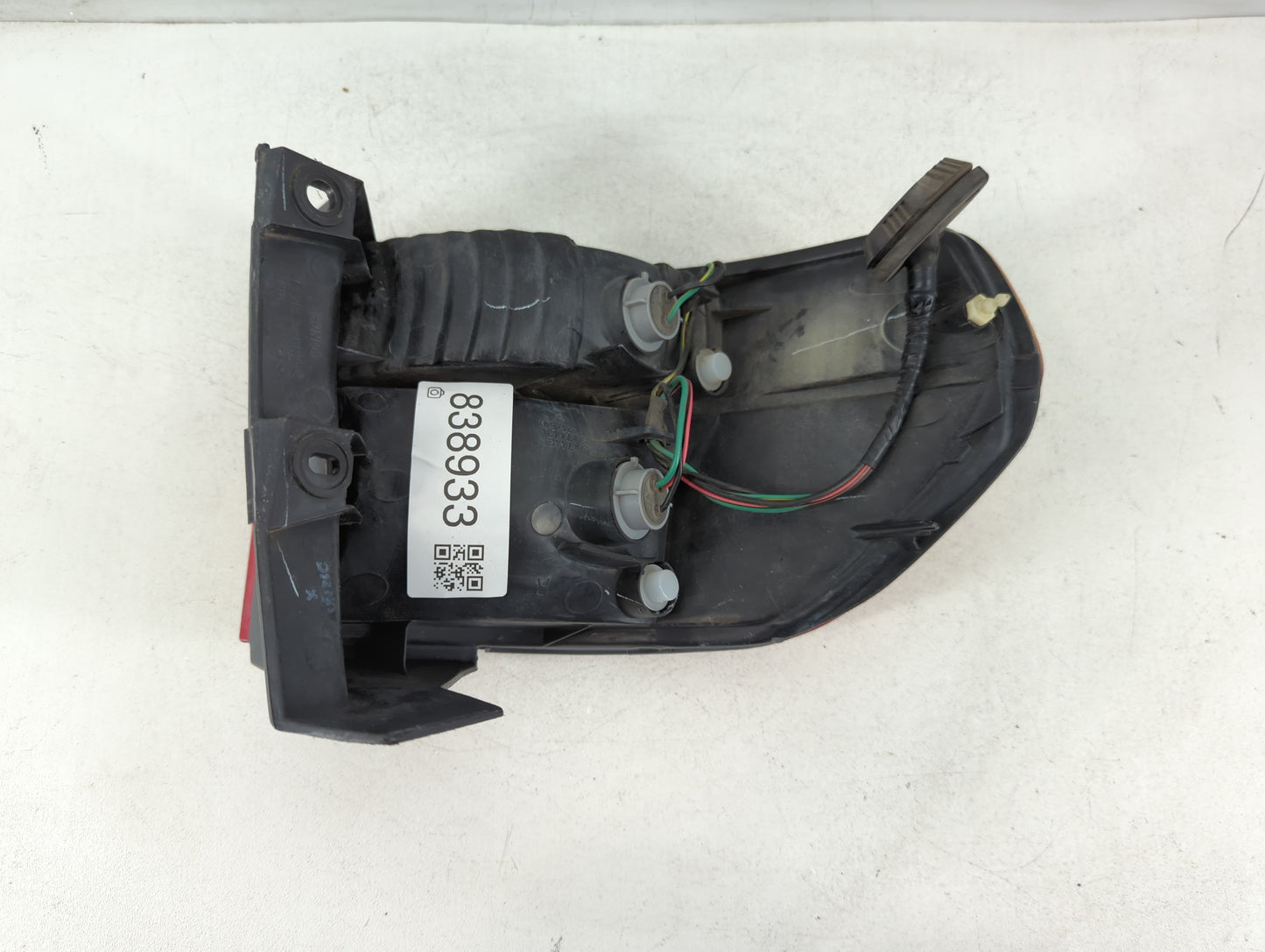 2002-2004 Honda Odyssey Tail Light Assembly Passenger Right OEM P/N:7443 Fits Fits 2002 2003 2004 OEM Used Auto Parts - Oemu