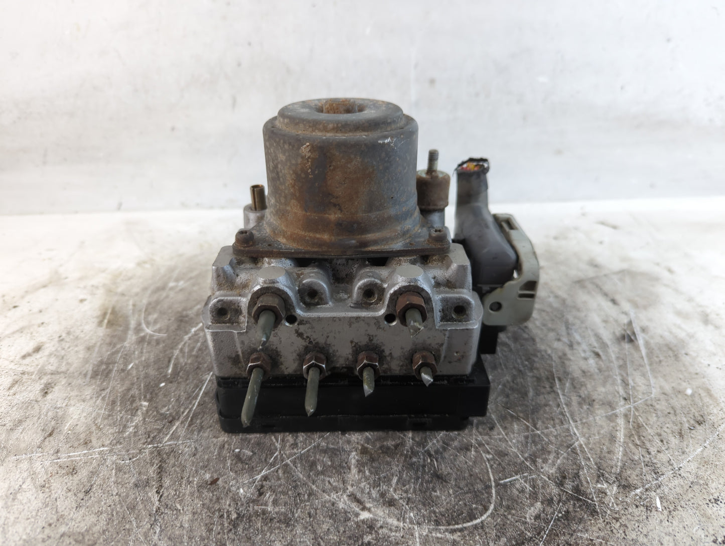 1999-2004 Honda Odyssey ABS Pump Control Module Replacement Fits Fits 1999 2000 2001 2002 2003 2004 OEM Used Auto Parts - Oe