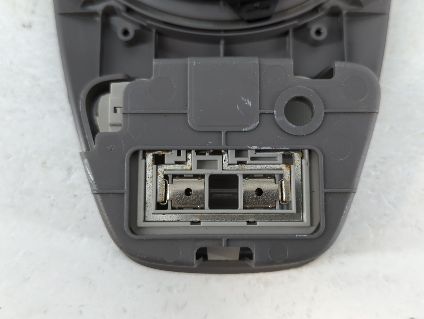 2004 Honda Odyssey Overhead Roof Console - Oemusedautoparts1.com