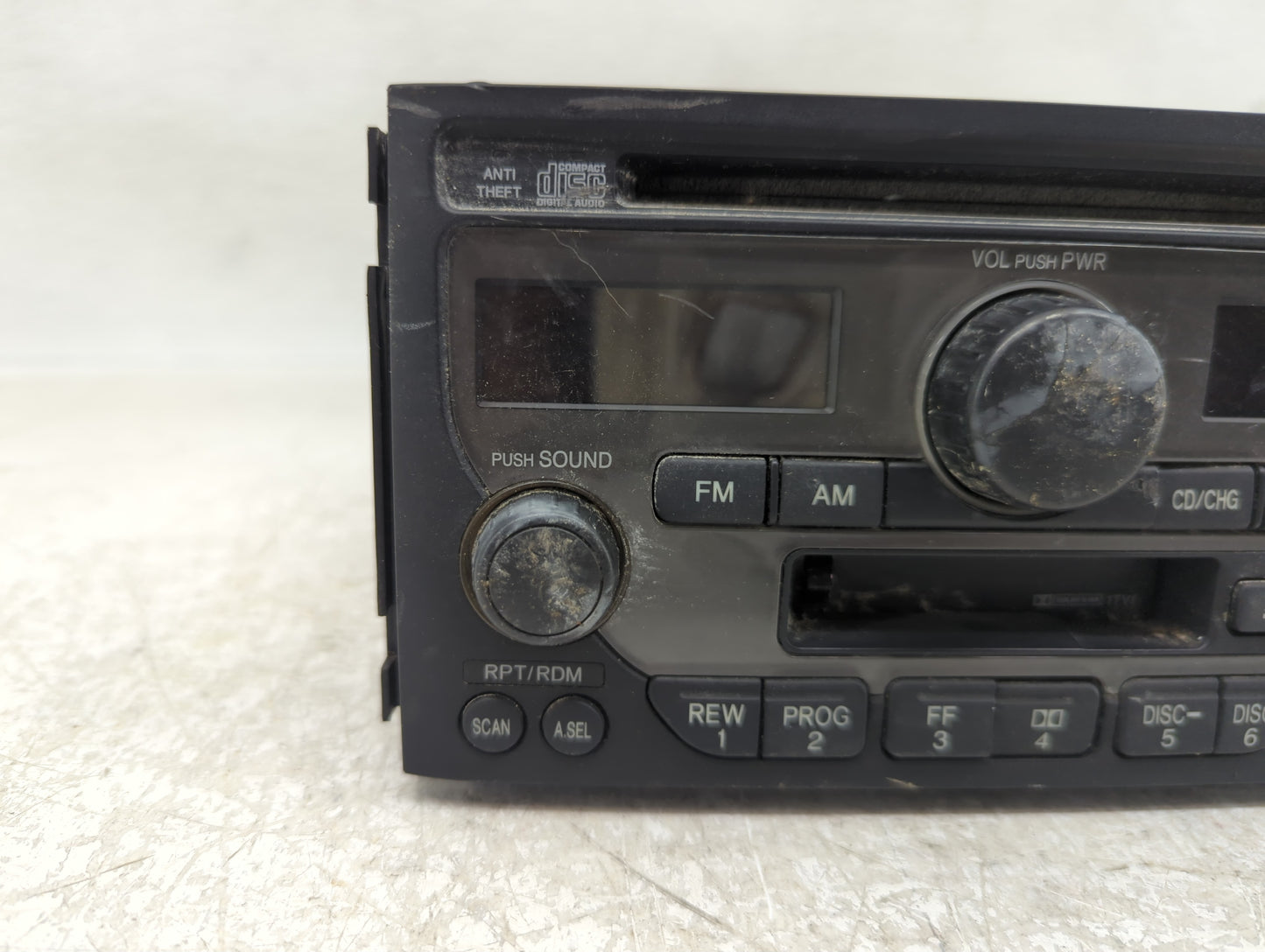 2003-2005 Honda Pilot Radio AM FM Cd Player Receiver Replacement P/N:39100-S9V-A110 Fits Fits 2003 2004 2005 OEM Used Auto P