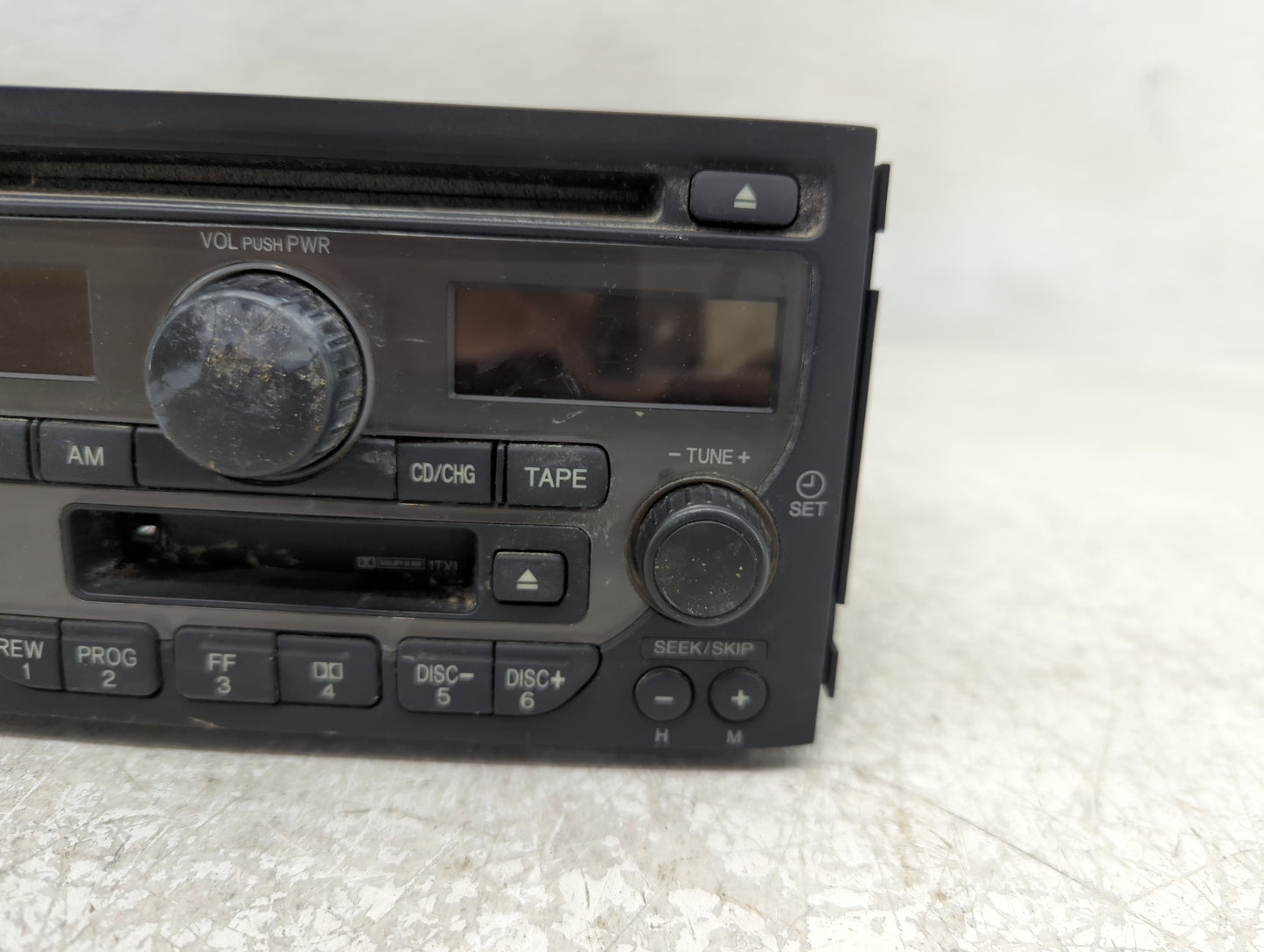 2003-2005 Honda Pilot Radio AM FM Cd Player Receiver Replacement P/N:39100-S9V-A110 Fits Fits 2003 2004 2005 OEM Used Auto P