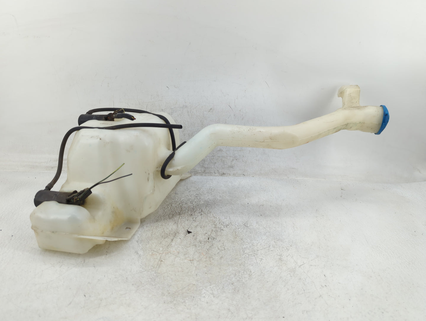 2003-2005 Honda Pilot Windshield Washer Fluid Reservoir Bottle Oem - Oemusedautoparts1.com