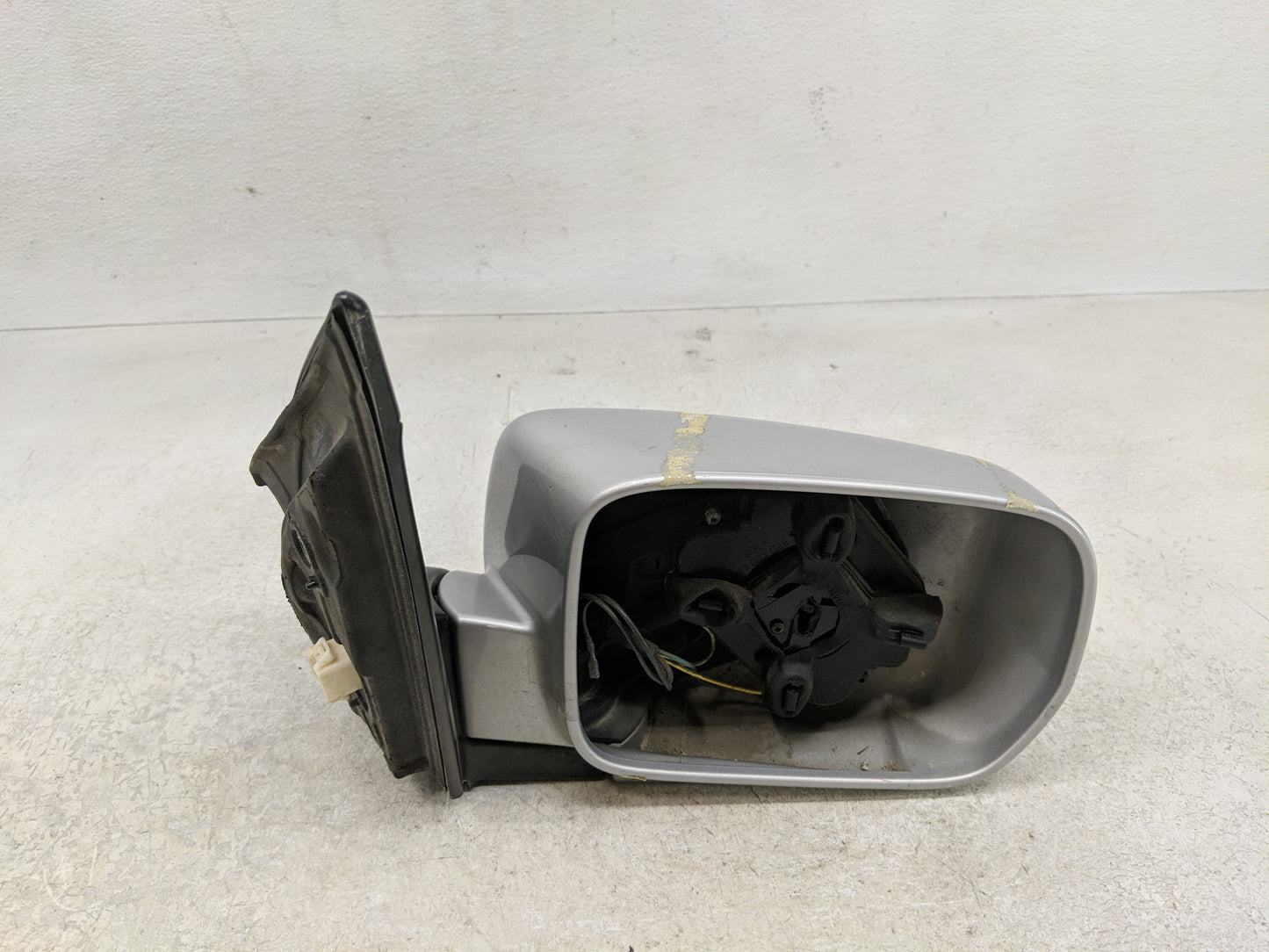 2003-2008 Honda Pilot Passenger Side View Mirror - Right Door Mirror OEM Used - Oemusedautoparts1.com