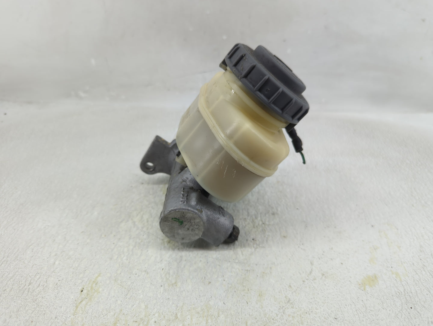 2003-2008 Honda Pilot Brake Master Cylinder - Oemusedautoparts1.com