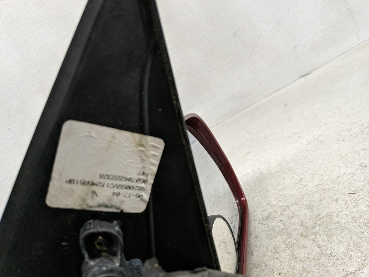 2003-2008 Honda Pilot Passenger Side View Mirror - Right Door Mirror OEM Used - Oemusedautoparts1.com