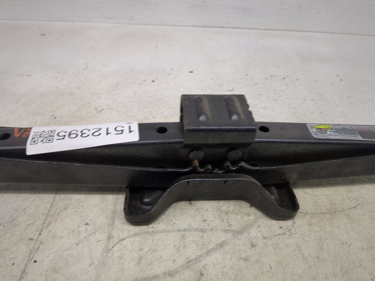 2004 Honda Pilot Spare Scissor Car Jack - Oemusedautoparts1.com