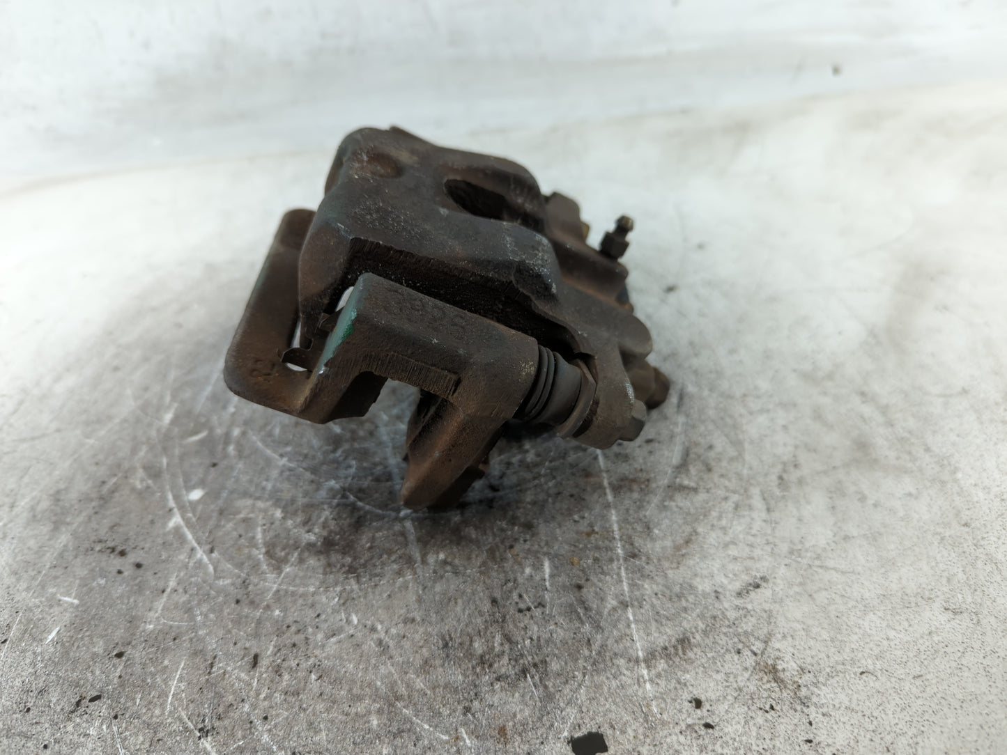 2003-2008 Honda Pilot Front Driver Left Brake Caliper 700240 - Oemusedautoparts1.com