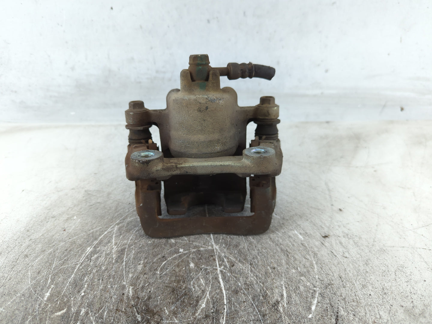 2003-2008 Honda Pilot Front Driver Left Brake Caliper 700240 - Oemusedautoparts1.com