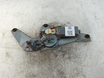 2004 Honda Pilot Rear Lid Wiper Motor P/N:34965-581 Fits OEM Used Auto Parts - Oemusedautoparts1.com