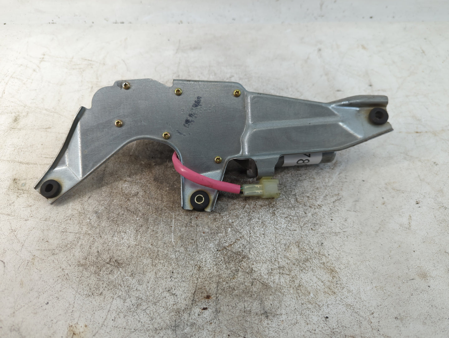 2004 Honda Pilot Rear Lid Wiper Motor P/N:34965-581 Fits OEM Used Auto Parts - Oemusedautoparts1.com