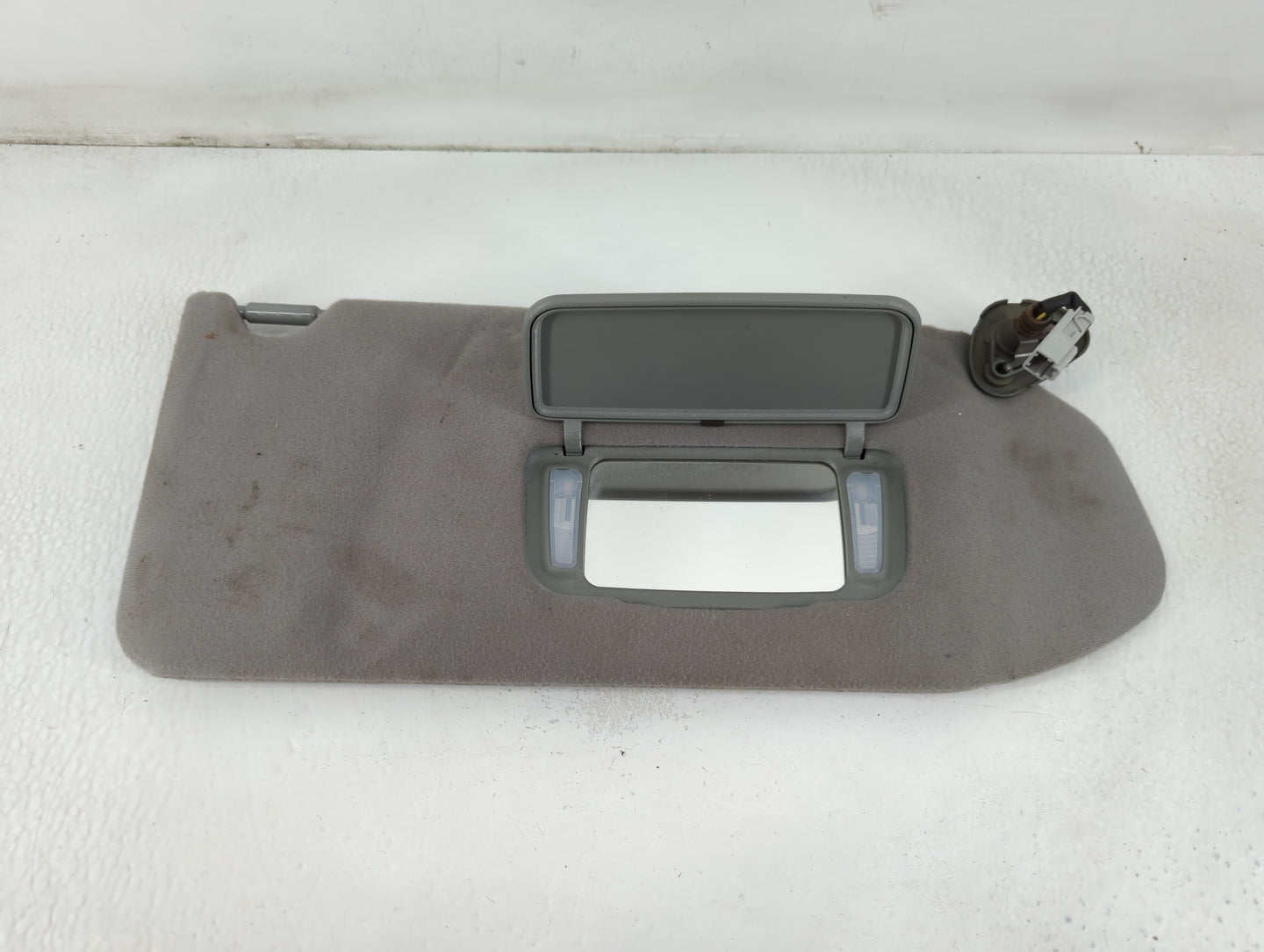 2003-2004 Honda Pilot Sun Visor Shade Replacement Passenger Right Mirror Fits Fits 2003 2004 OEM Used Auto Parts - Oemusedau