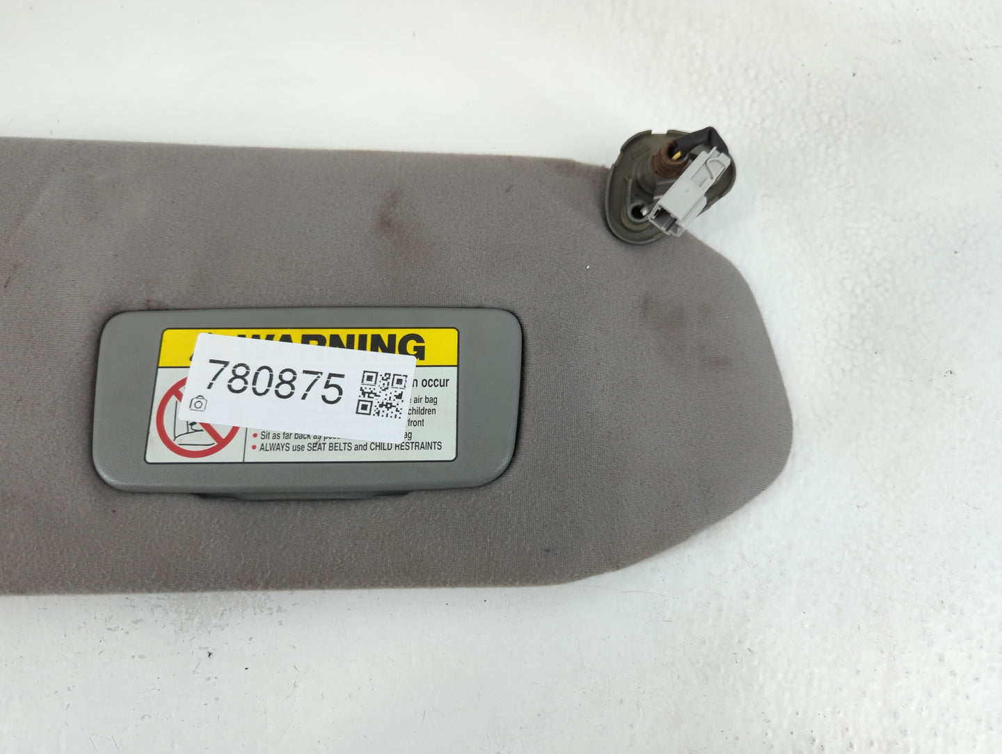 2003-2004 Honda Pilot Sun Visor Shade Replacement Passenger Right Mirror Fits Fits 2003 2004 OEM Used Auto Parts - Oemusedau