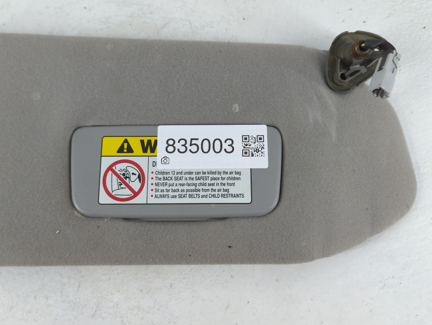 2003-2004 Honda Pilot Sun Visor Shade Replacement Passenger Right Mirror Fits Fits 2003 2004 OEM Used Auto Parts - Oemusedau