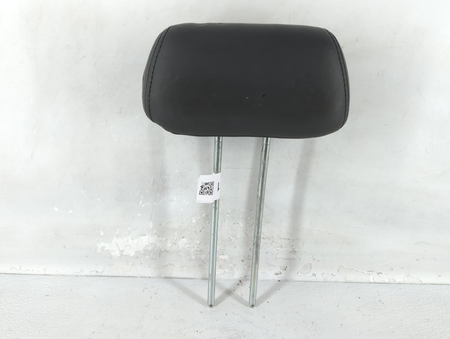 2004 Honda Pilot Headrest Head Rest Rear Center Seat Fits OEM Used Auto Parts - Oemusedautoparts1.com