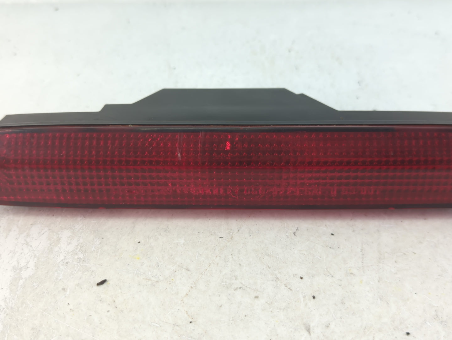 2004 Honda Pilot Third Brake Light Tail Light Fits OEM Used Auto Parts - Oemusedautoparts1.com