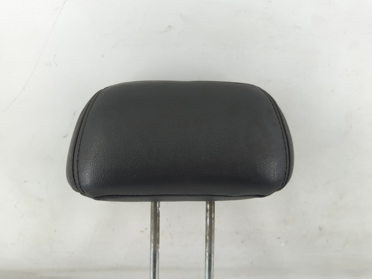 2004 Honda Pilot Headrest Head Rest Front Driver Passenger Seat Fits OEM Used Auto Parts - Oemusedautoparts1.com