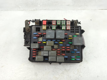 compare product 2004 Hummer H2 Fusebox Fuse Box Panel Relay Module P/N:15115615-02 Fits OEM Used Auto Parts