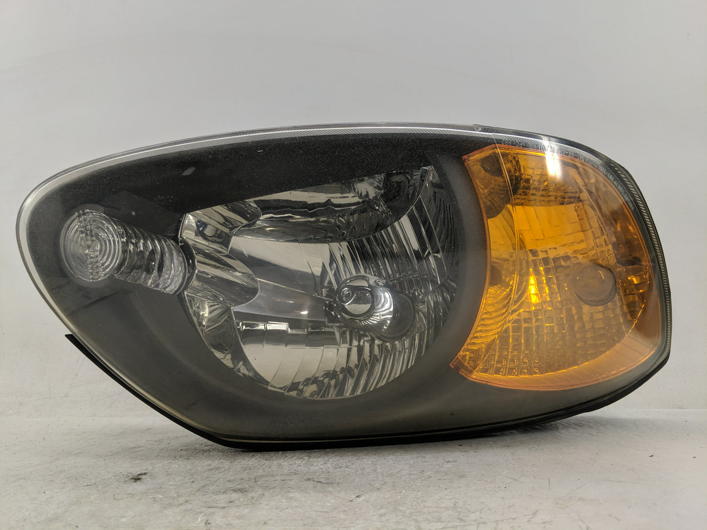 2003-2006 Hyundai Accent Passenger Right Oem Head Light Headlight Lamp - Oemusedautoparts1.com