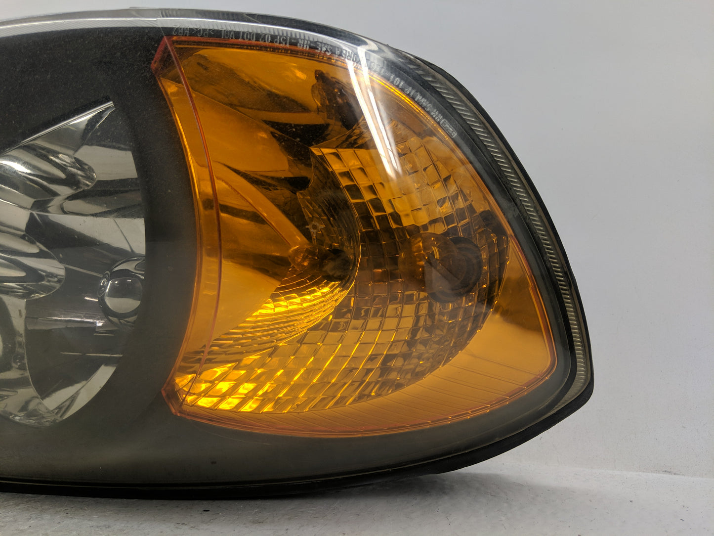 2003-2006 Hyundai Accent Passenger Right Oem Head Light Headlight Lamp - Oemusedautoparts1.com