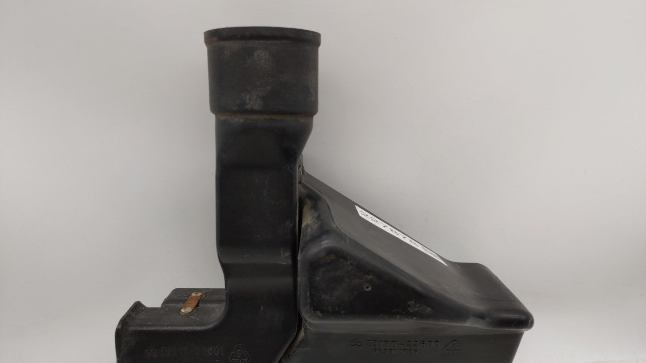 2004 Hyundai Accent Air Cleaner Intake-duct Hose Tube - Oemusedautoparts1.com