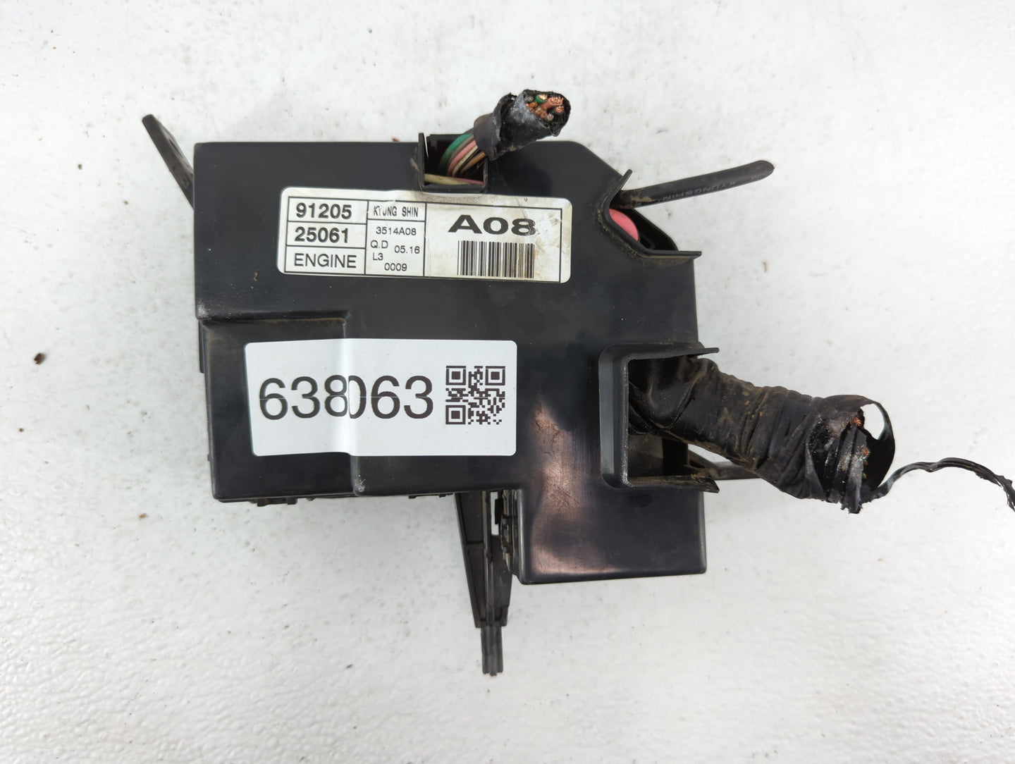2000-2006 Hyundai Accent Fusebox Fuse Box Panel Relay Module P/N:91205 25061 Fits Fits 2000 2001 2002 2003 2004 2005 2006 OE