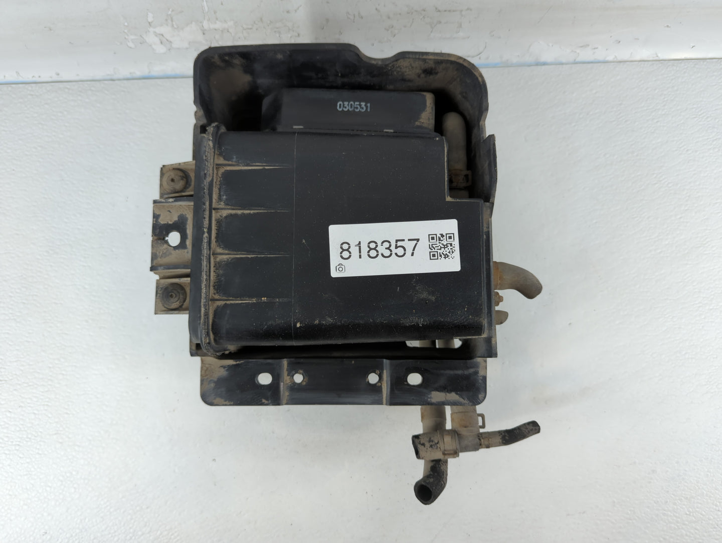 2000-2005 Hyundai Accent Radiator Coolant Overflow Expansion Tank Bottle 818357 - Oemusedautoparts1.com