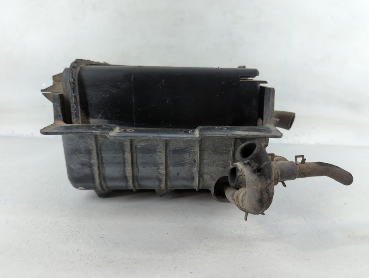 2000-2005 Hyundai Accent Radiator Coolant Overflow Expansion Tank Bottle 818357 - Oemusedautoparts1.com