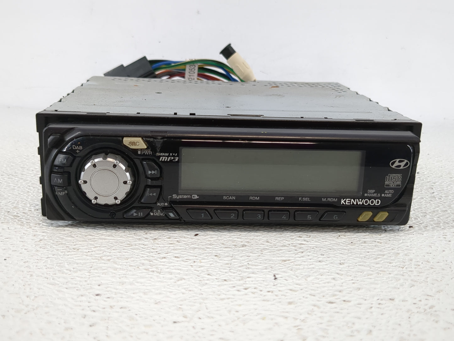 2004-2006 Hyundai Elantra Radio AM FM Cd Player Receiver Replacement P/N:37704870 Fits Fits 2002 2003 2004 2005 2006 OEM Use