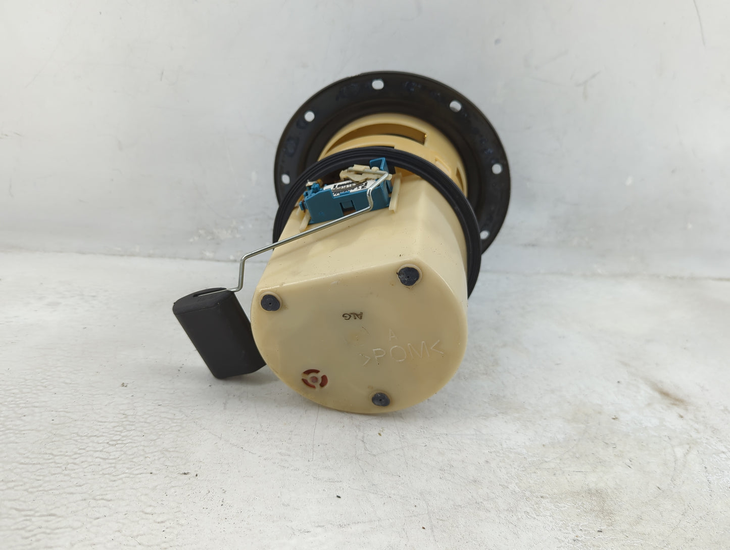 2004-2006 Hyundai Elantra Electrical Gas Fuel Pump Assembly - Oemusedautoparts1.com