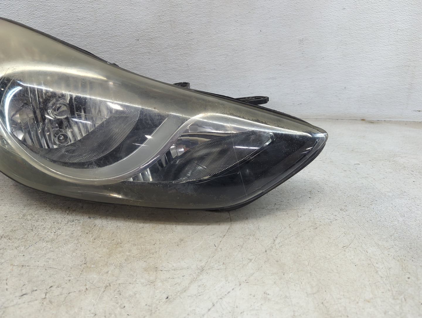 2004-2006 Hyundai Elantra Driver Left Oem Head Light Headlight Lamp 1460120 - Oemusedautoparts1.com