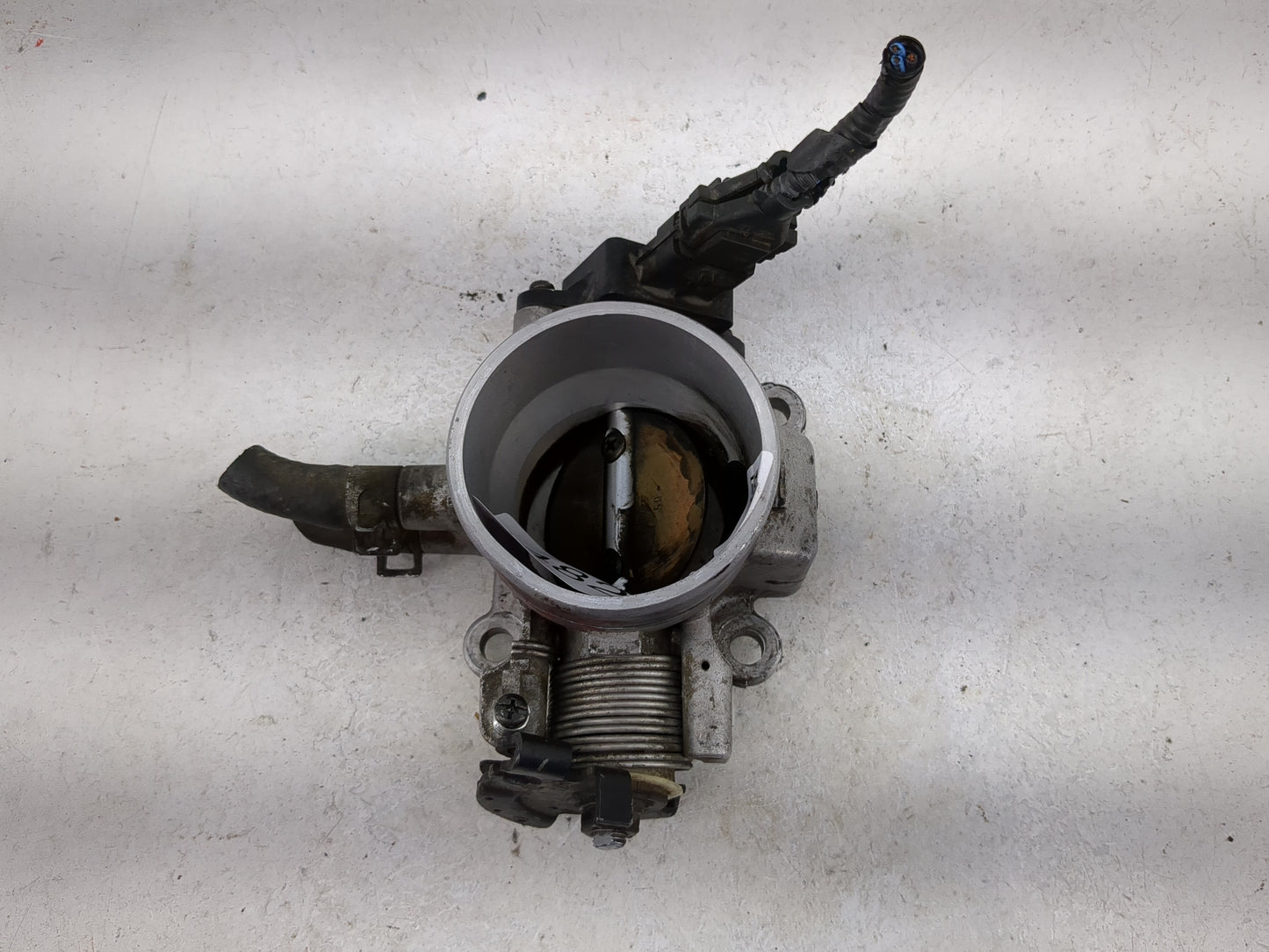 2004 Hyundai Elantra Throttle Body P/N:35170-22600 9600930002, 39108BL111718 Fits OEM Used Auto Parts - Oemusedautoparts1.co