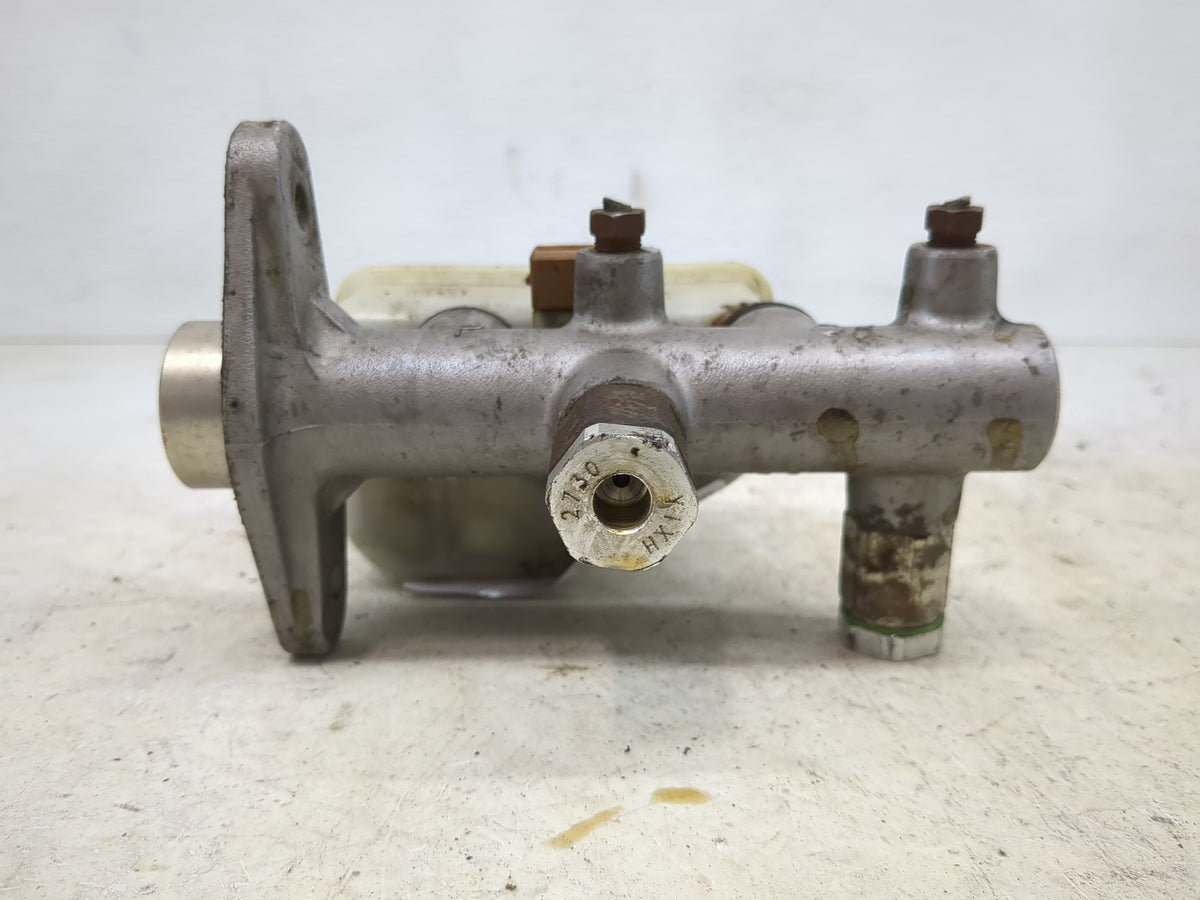 2004-2006 Hyundai Elantra Brake Master Cylinder 1513134 - Oemusedautoparts1.com