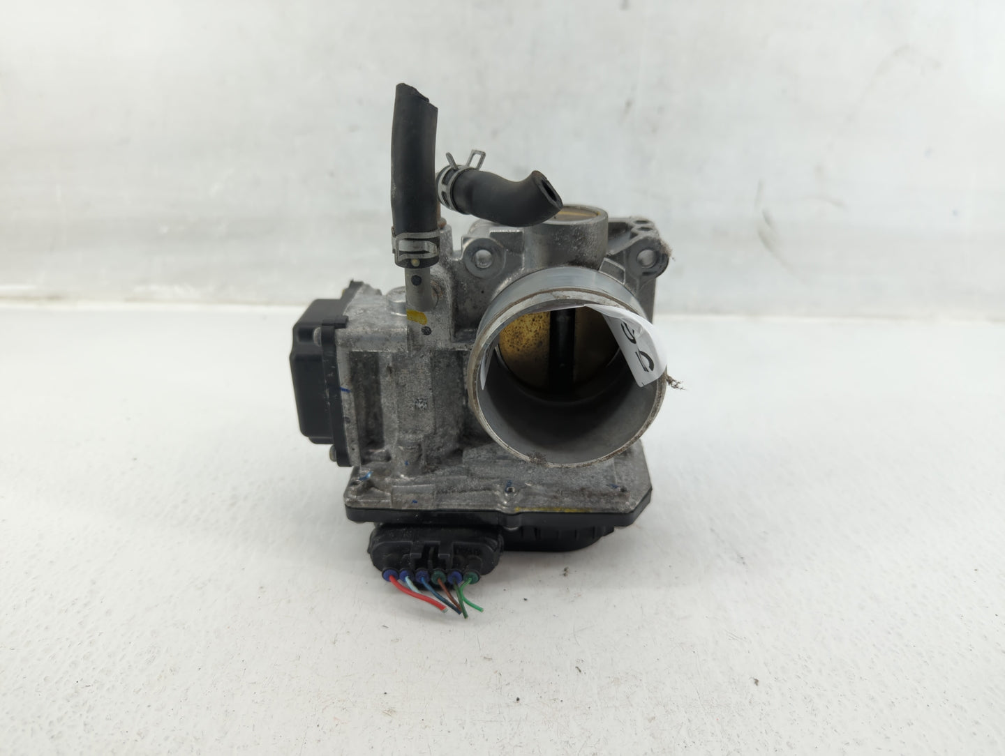 2003-2006 Hyundai Elantra Throttle Body P/N:M22859251556 Fits Fits 2003 2004 2005 2006 2007 2008 2009 2010 OEM Used Auto Par