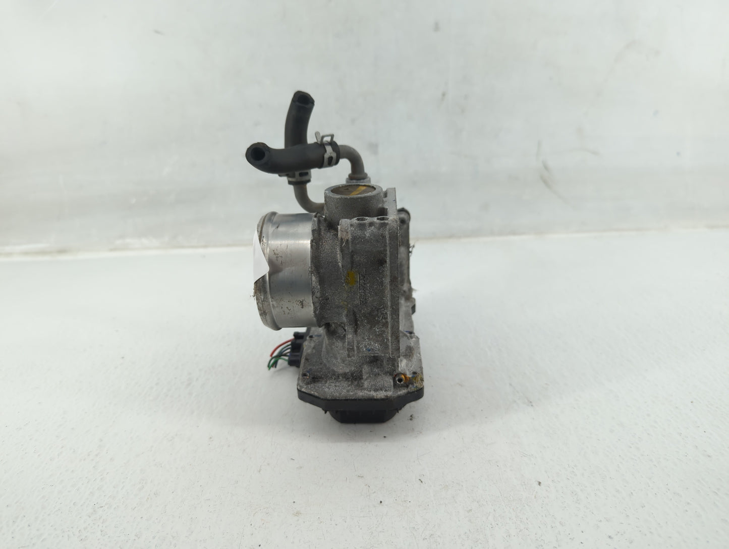 2003-2006 Hyundai Elantra Throttle Body P/N:M22859251556 Fits Fits 2003 2004 2005 2006 2007 2008 2009 2010 OEM Used Auto Par