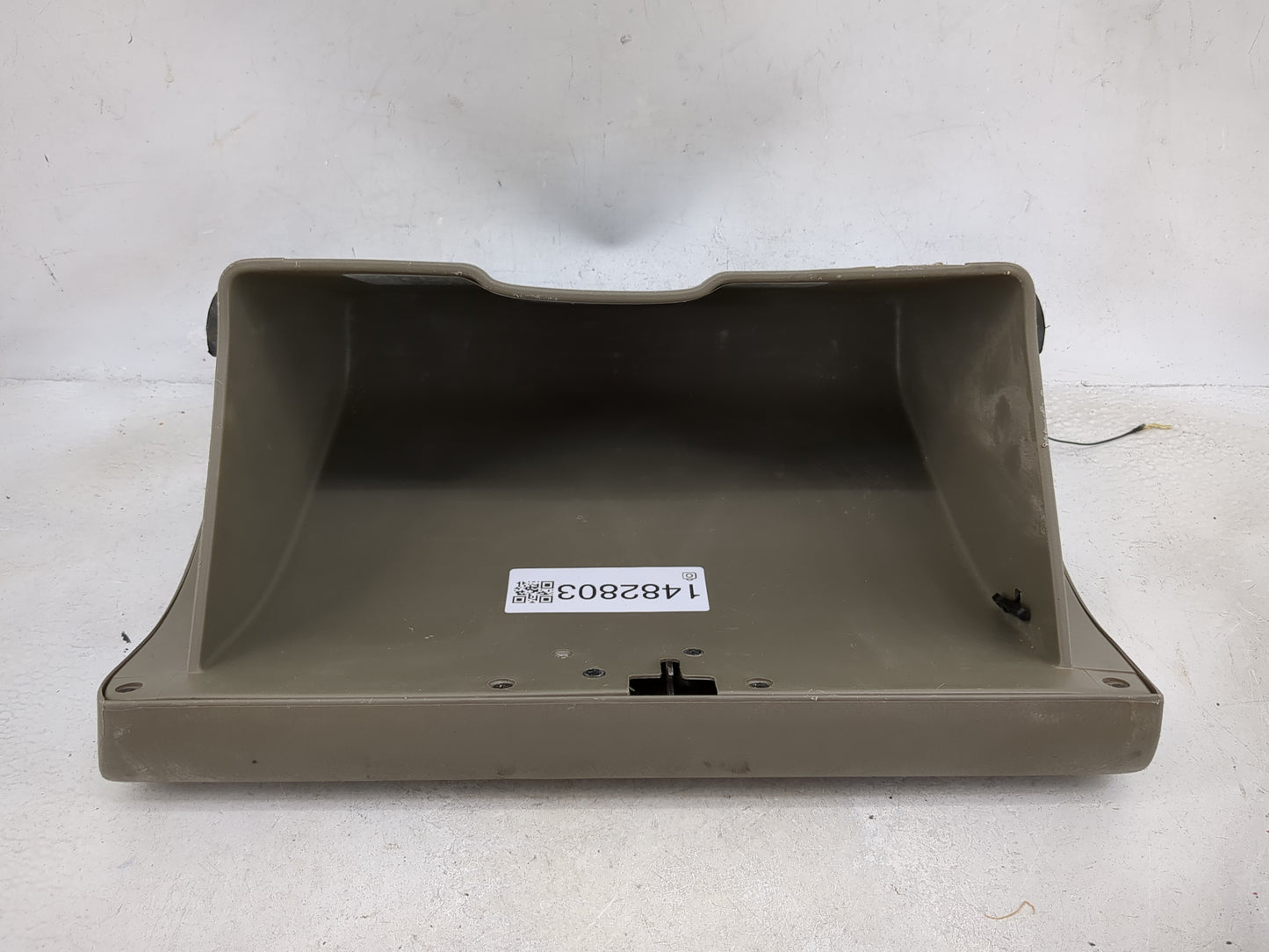 2004 Hyundai Santa Fe Passenger Glove Box Door Storage Compartment Brown - Oemusedautoparts1.com