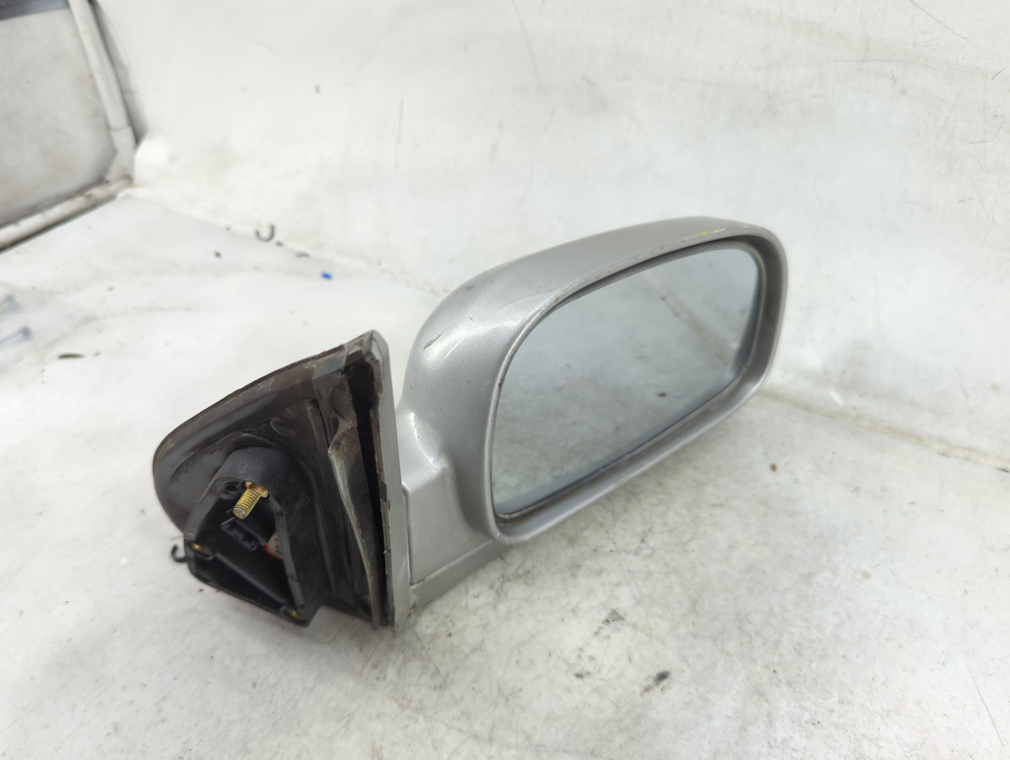 2001-2004 Hyundai Santa Fe Passenger Side View Mirror - Right Door Mirror OEM Used - Oemusedautoparts1.com
