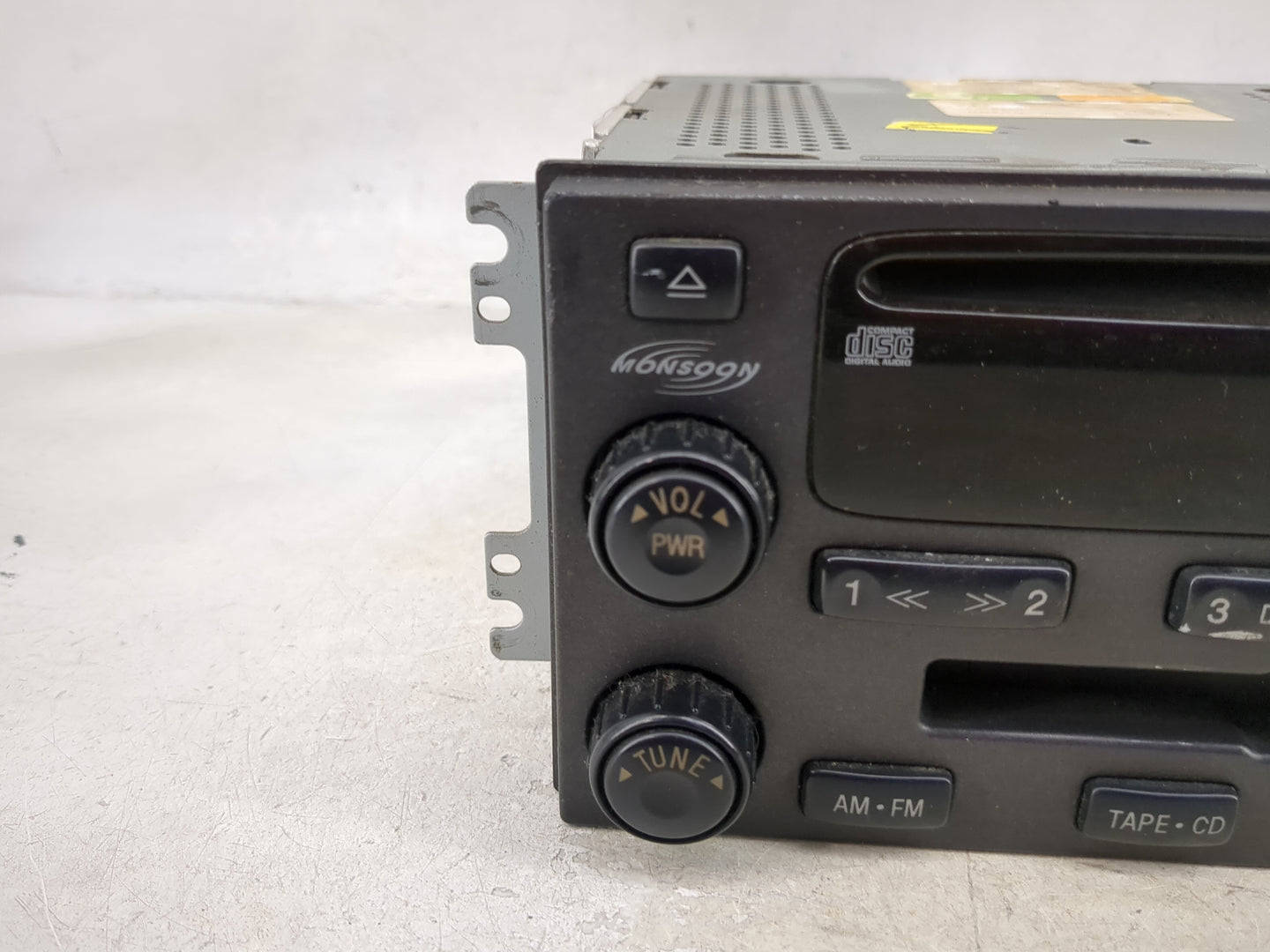 2001-2006 Hyundai Santa Fe Radio AM FM Cd Player Receiver Replacement P/N:12220029 B4096180-28900 Fits OEM Used Auto Parts -