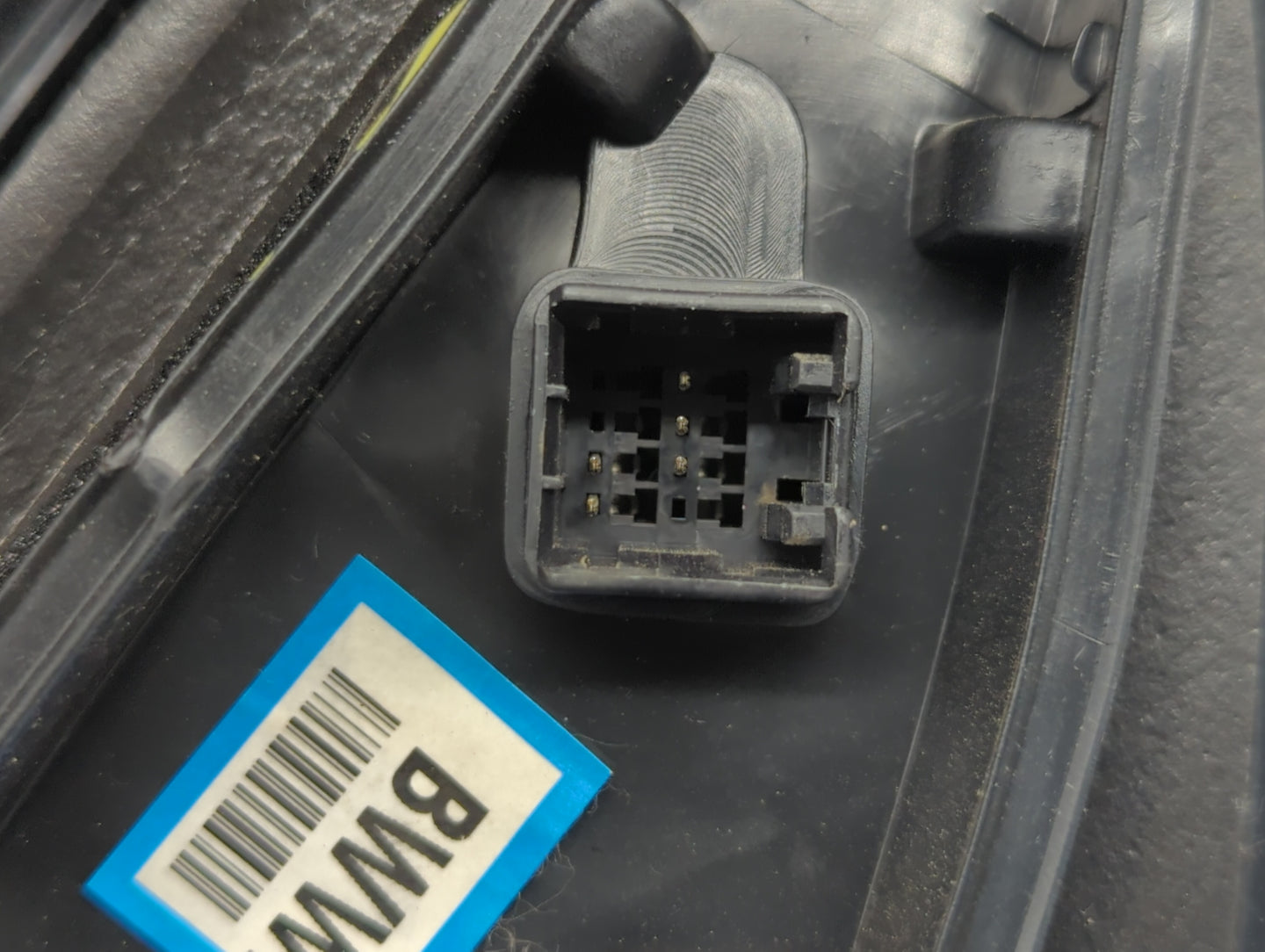 2001-2004 Hyundai Santa Fe Side Mirror Replacement Driver Left View Door Mirror Fits Fits 2001 2002 2003 2004 OEM Used Auto 