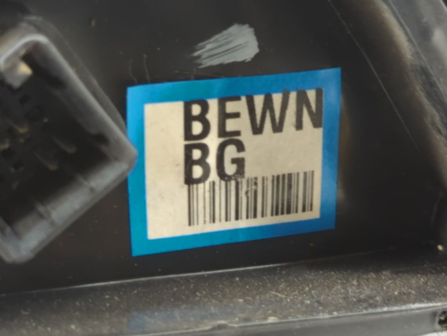 2001-2004 Hyundai Santa Fe Side Mirror Replacement Driver Left View Door Mirror P/N:E4012147 Fits Fits 2001 2002 2003 2004 O