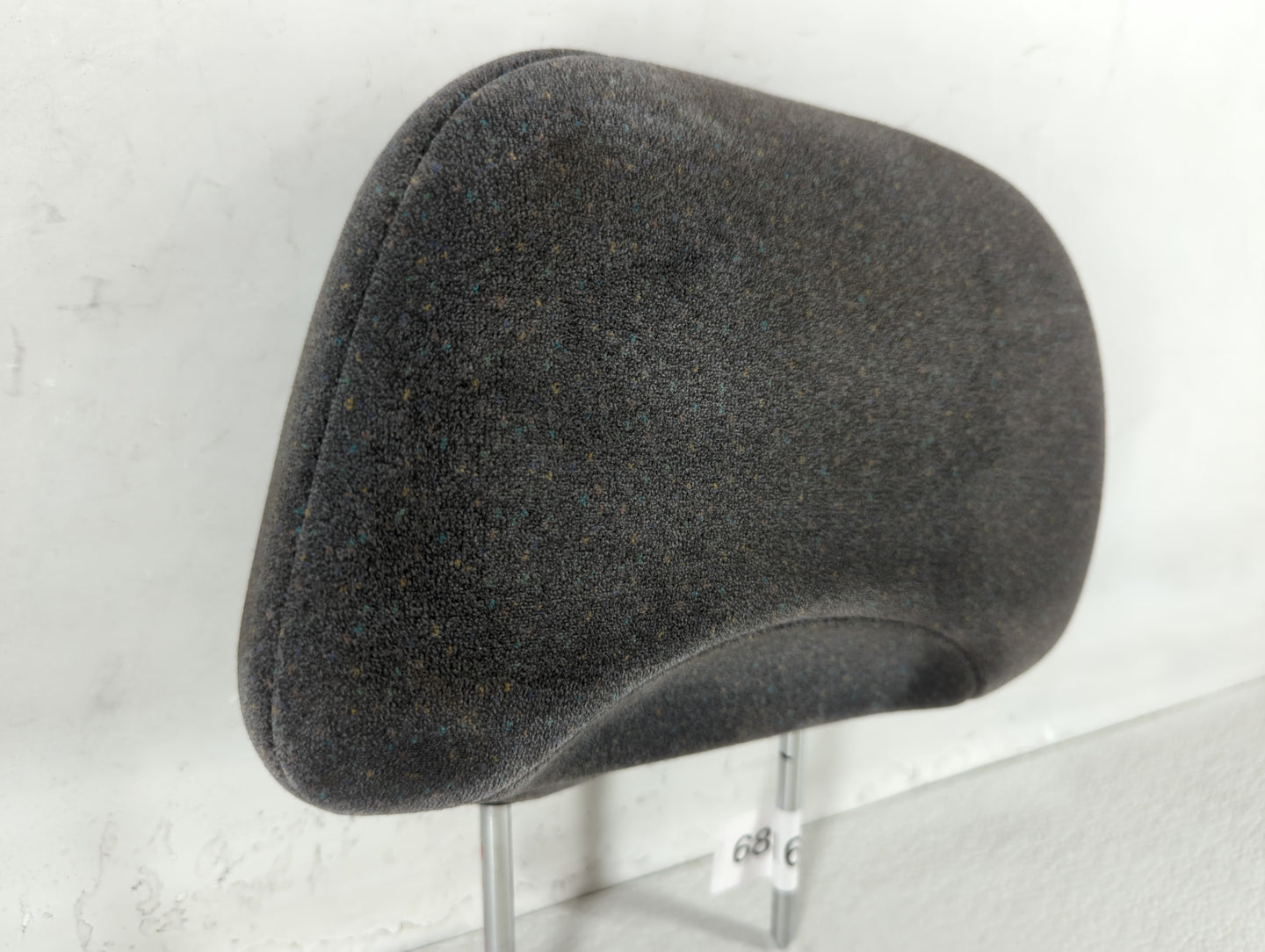 2001-2004 Hyundai Santa Fe Headrest Head Rest Front Driver Passenger Seat Fits Fits 2001 2002 2003 2004 OEM Used Auto Parts 