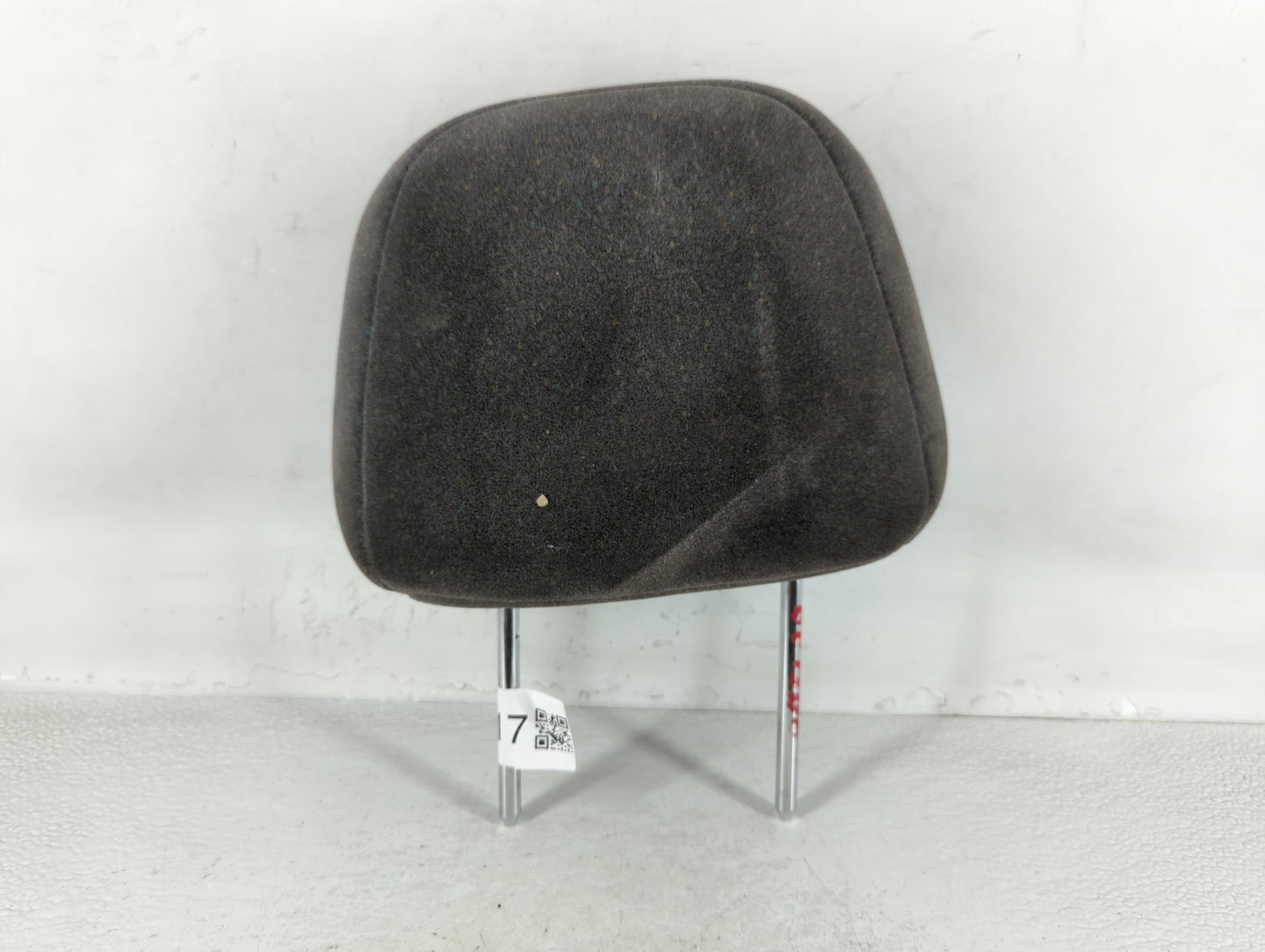 2001-2004 Hyundai Santa Fe Headrest Head Rest Front Driver Passenger Seat Fits Fits 2001 2002 2003 2004 OEM Used Auto Parts 